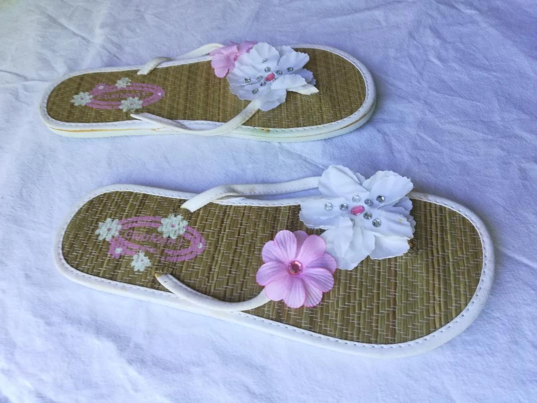 Lote de 2 pares de Chinelas com flores tamanho 40 Branca (nova) + Fúcsia – photo 15